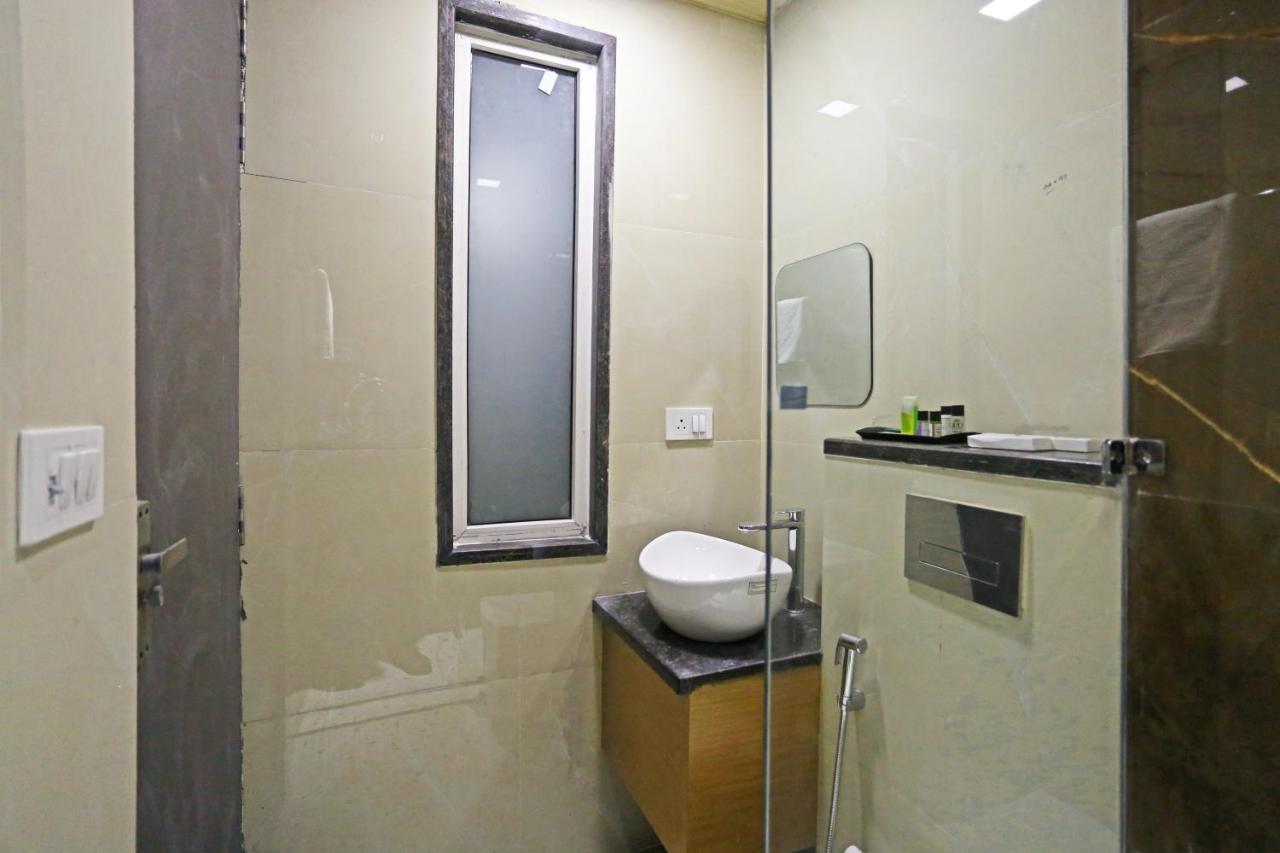 Hotel Apple Villa - Near Delhi Airport With Free Airport Transsfer Neu-Delhi Exterior foto
