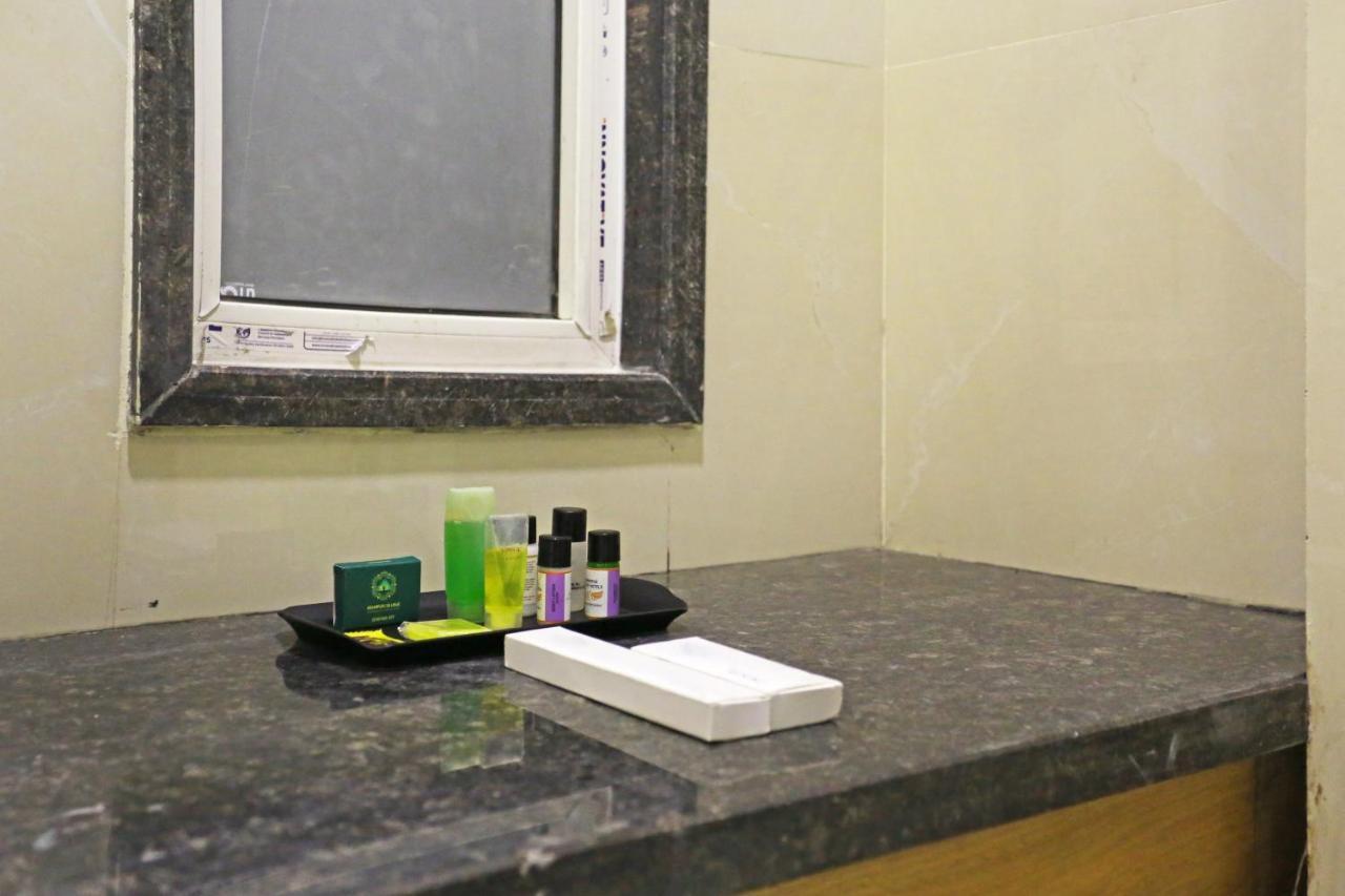 Hotel Apple Villa - Near Delhi Airport With Free Airport Transsfer Neu-Delhi Exterior foto