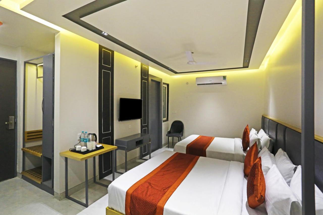 Hotel Apple Villa - Near Delhi Airport With Free Airport Transsfer Neu-Delhi Exterior foto